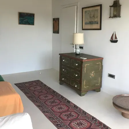 With Pool And View - Galatas, Poros B&B